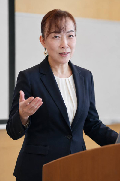 OKURAメンタルヘルス＆クリニカルオフィス代表・メイクセラピスト 大倉 千賀子
