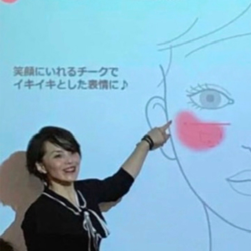 初めてのメイクレッスン